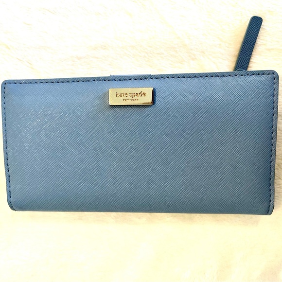 kate spade wallet - Picture 1 of 3